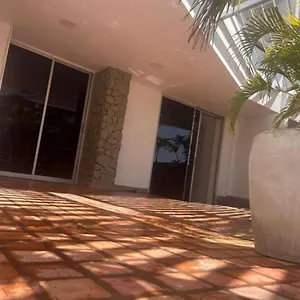 Completo 2 , Barranquilla (Atlantico) Colombia